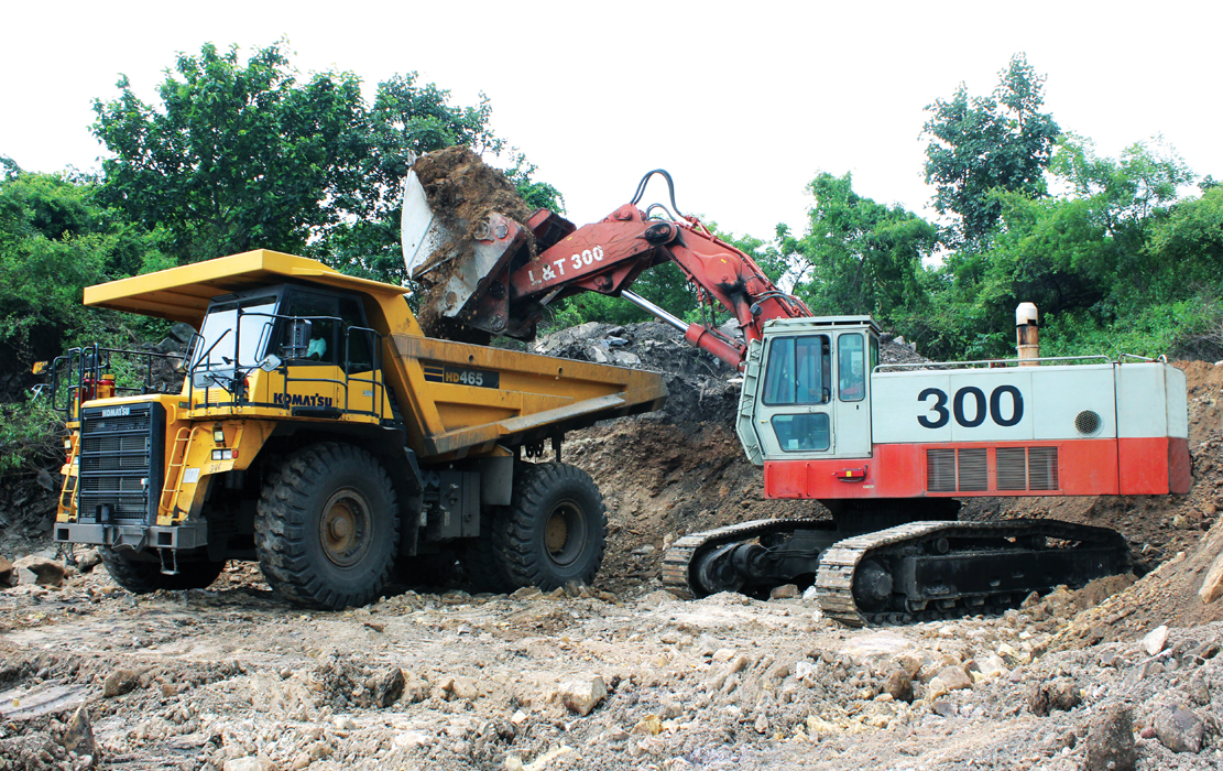 L&T 300 Hydraulic Excavator-Loader Bottom Dump
